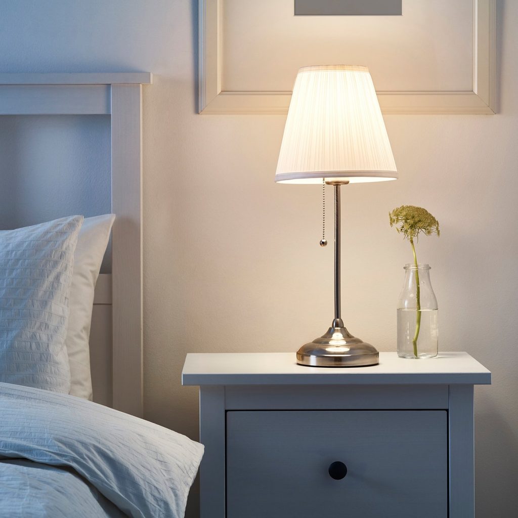 ÅRSTID lampe de table
