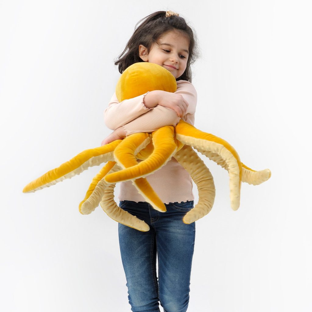 BLÅVINGAD peluche