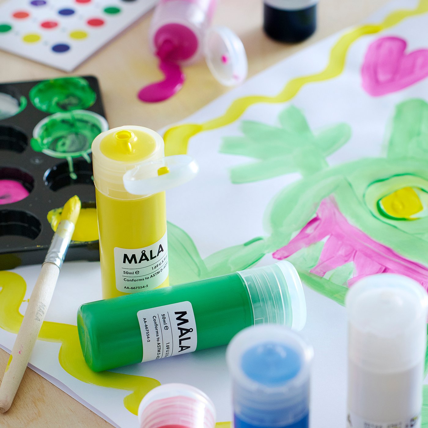 MÅLA peinture