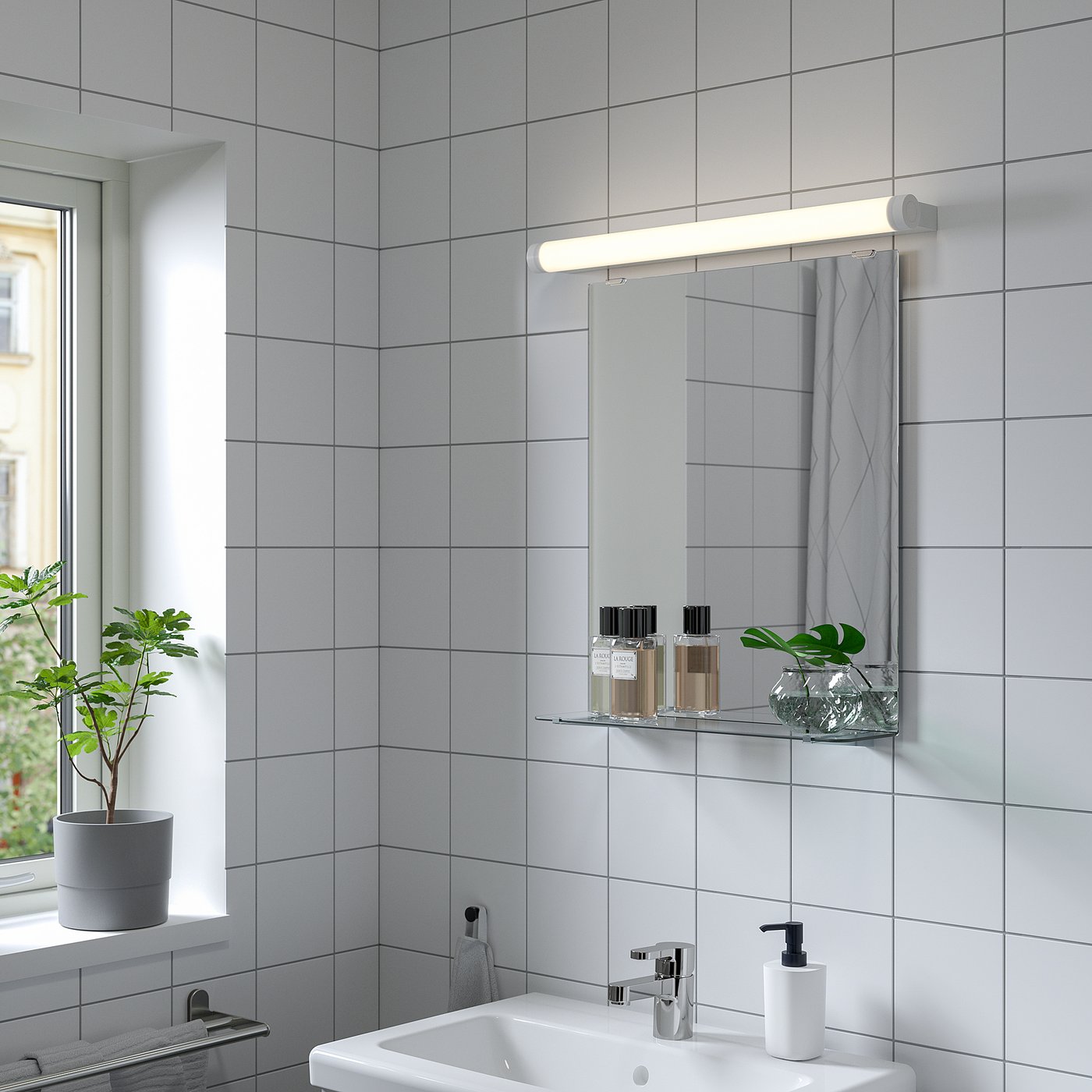 NYSJÖN miroir avec étagère