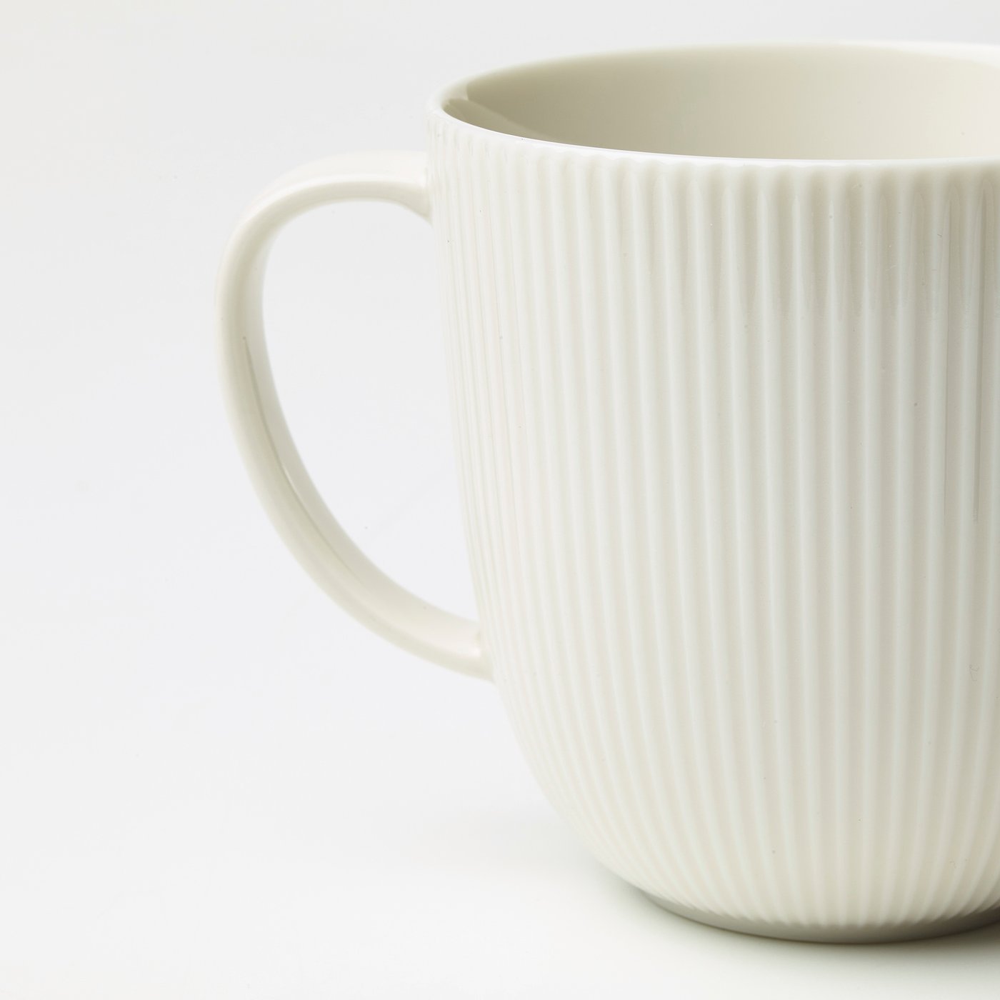 OFANTLIGT tasse