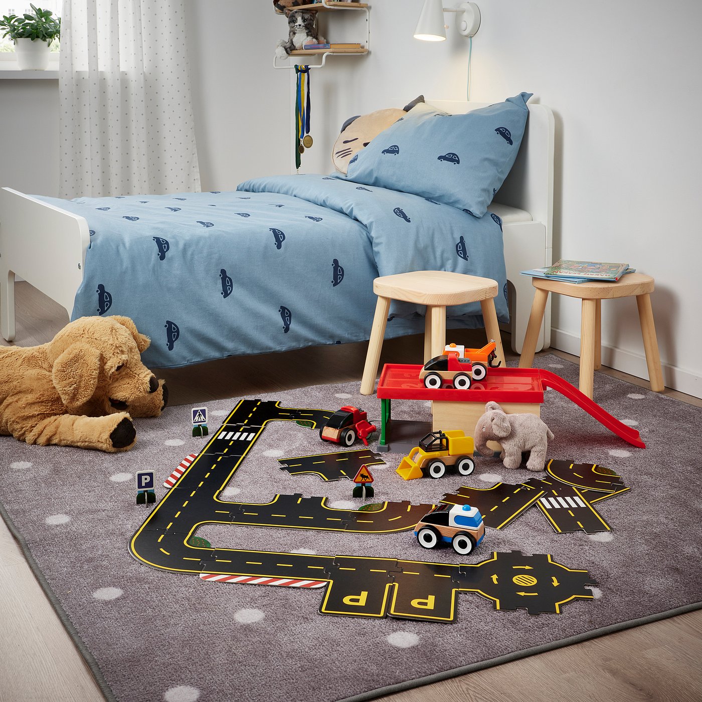 RÄVUNGE circuit petites voitures 23 pièces