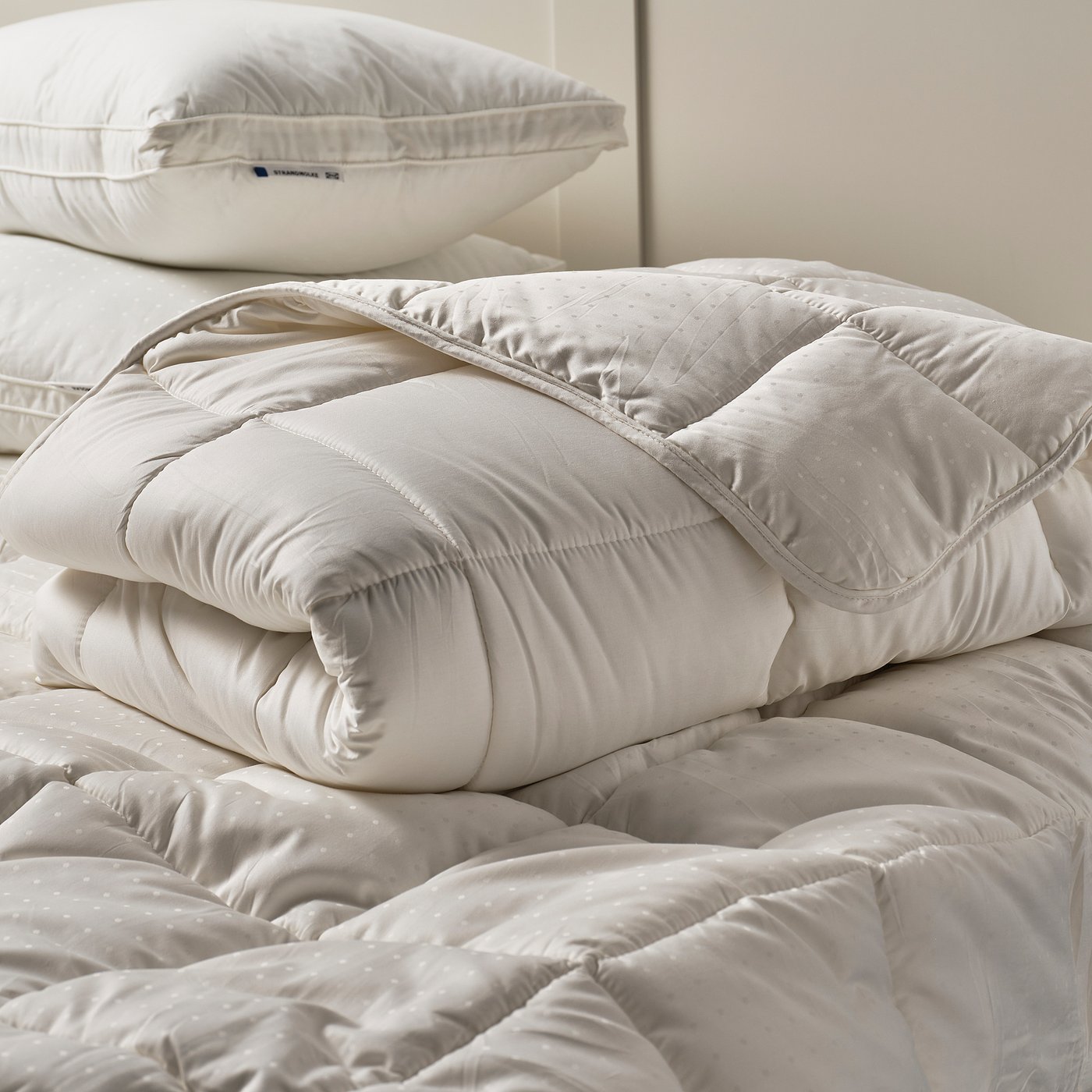 STRANDMOLKE couette, chaude
