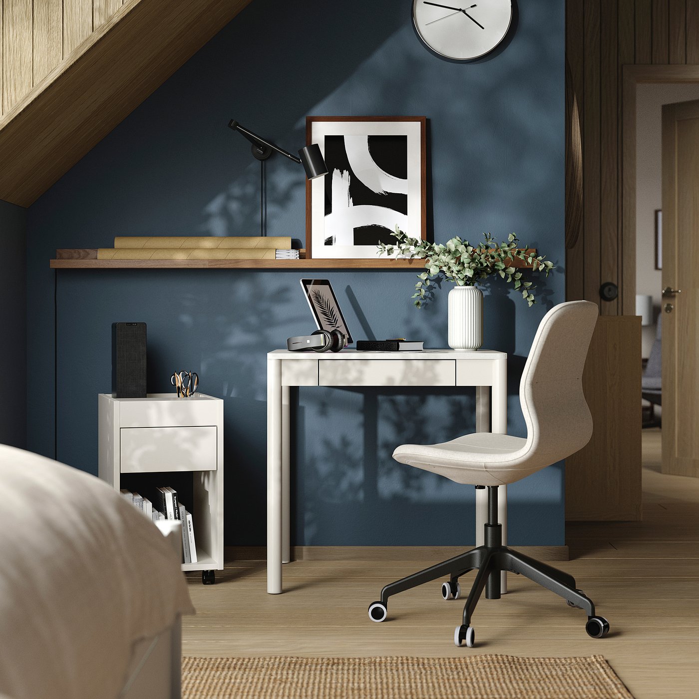 TONSTAD bureau