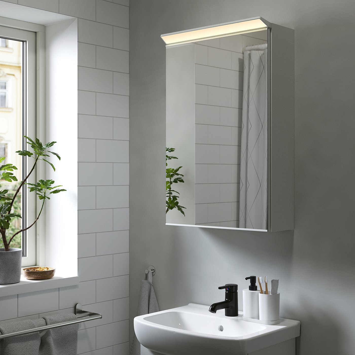 TREASJÖN élément miroir 1pt+éclairage int