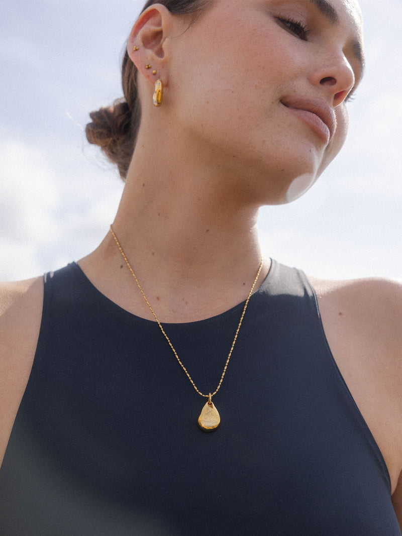 Raw Beauty Charm