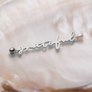 Grateful-Charm (Perle/Silber)