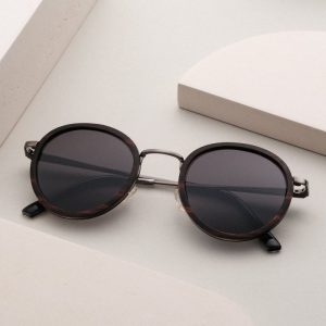The Radiant M (Leadwood/Antiksilber)